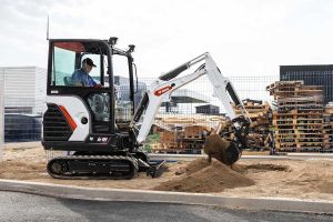 Minikoparka Bobcat E16 R2-Series