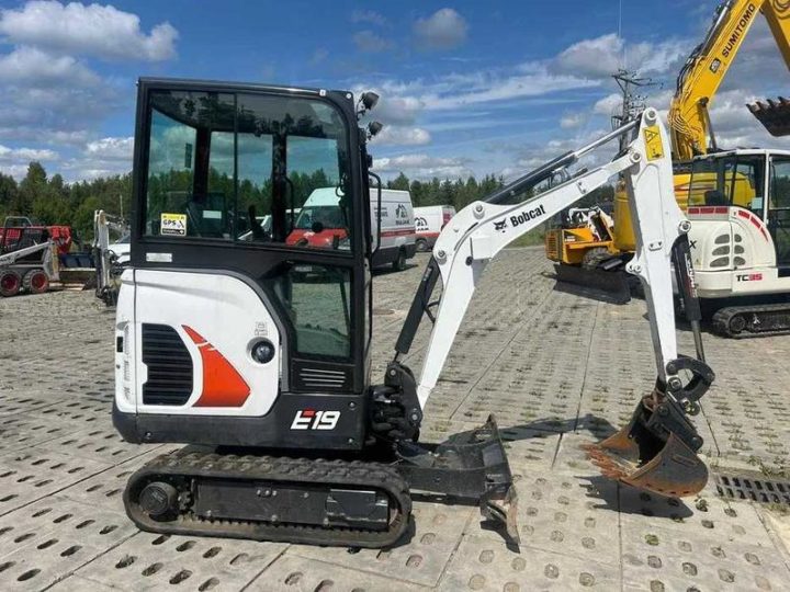 Nowa Minikoparka Koparka Bobcat 1,8T 2,5t 3,5t — ogłoszenie na OLX